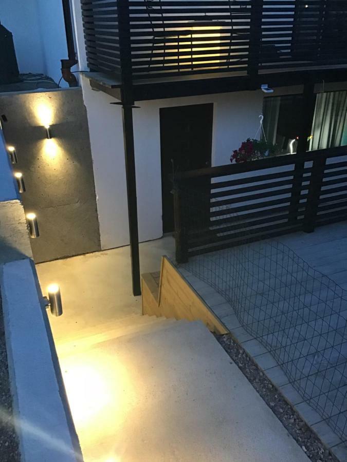 Lagenhet I Villa Pa Fornudden Tyreso Eksteriør bilde